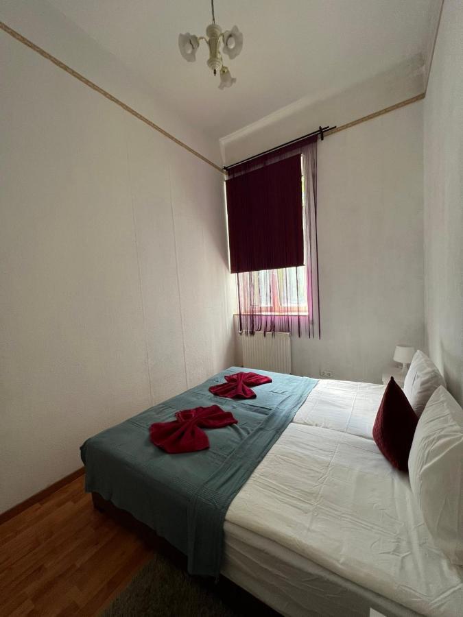 Elena Suite Budapeste Exterior foto