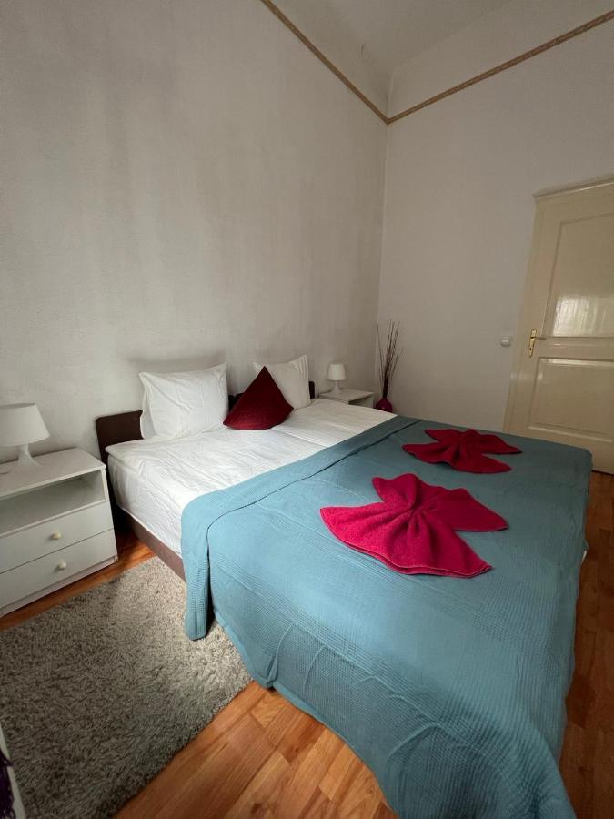 Elena Suite Budapeste Exterior foto