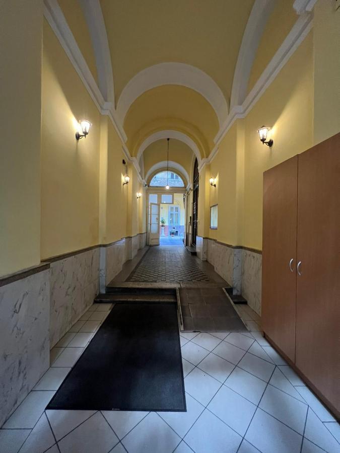 Elena Suite Budapeste Exterior foto