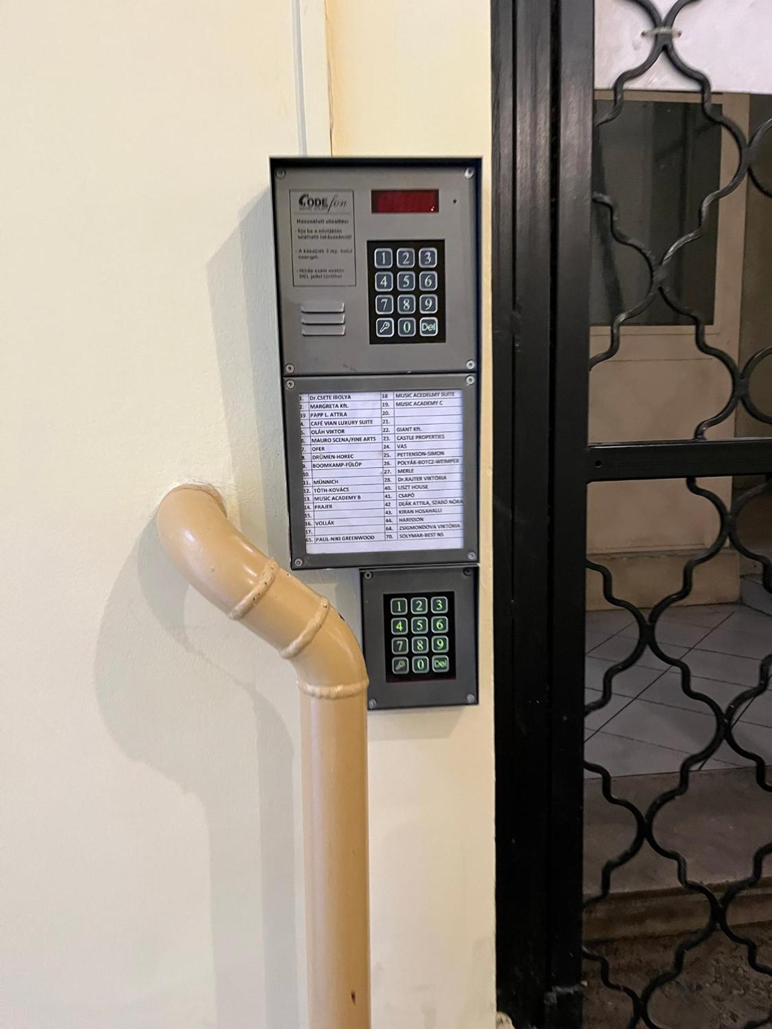 Elena Suite Budapeste Exterior foto
